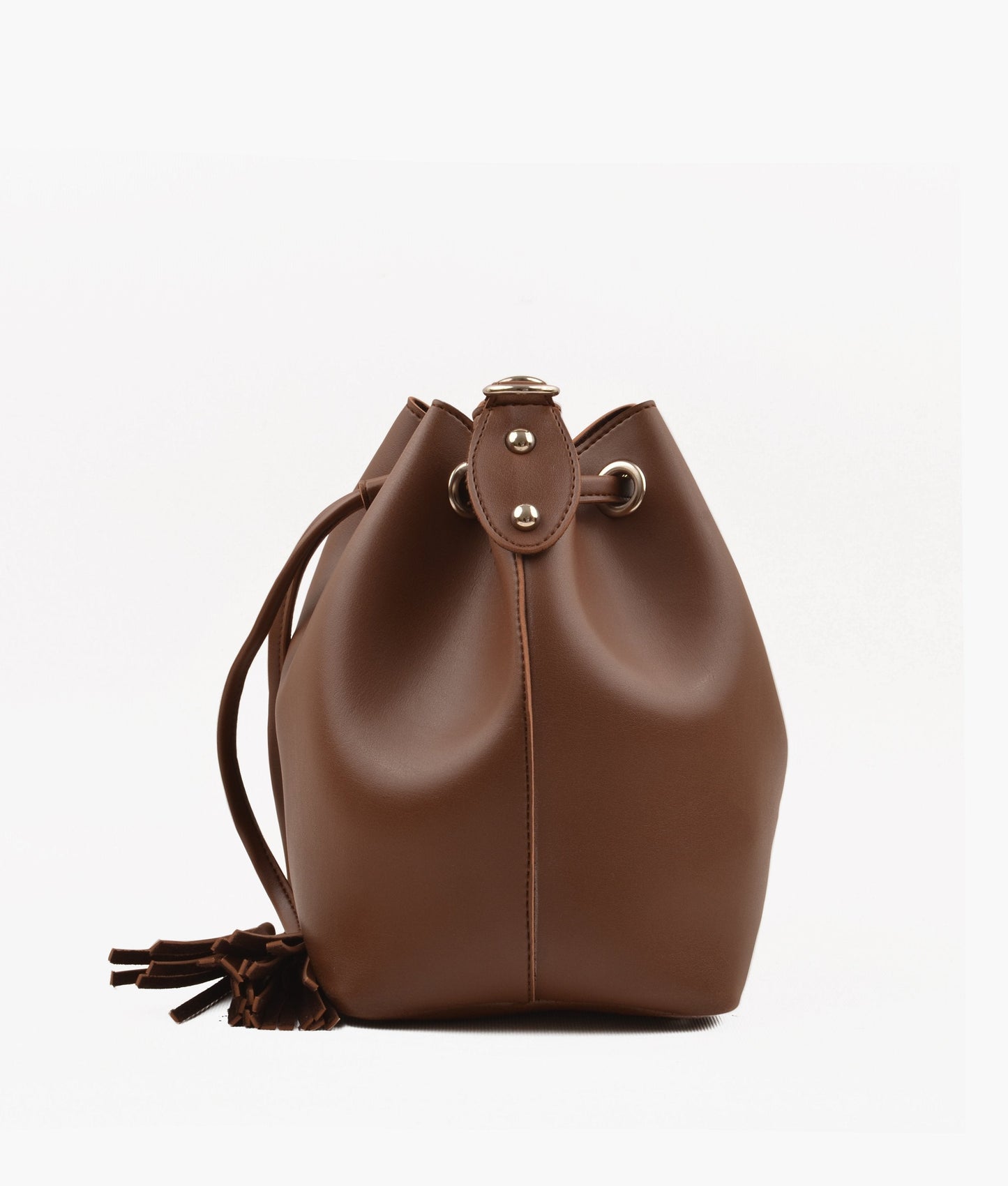 Bolso cubo marrón con forma de caballo